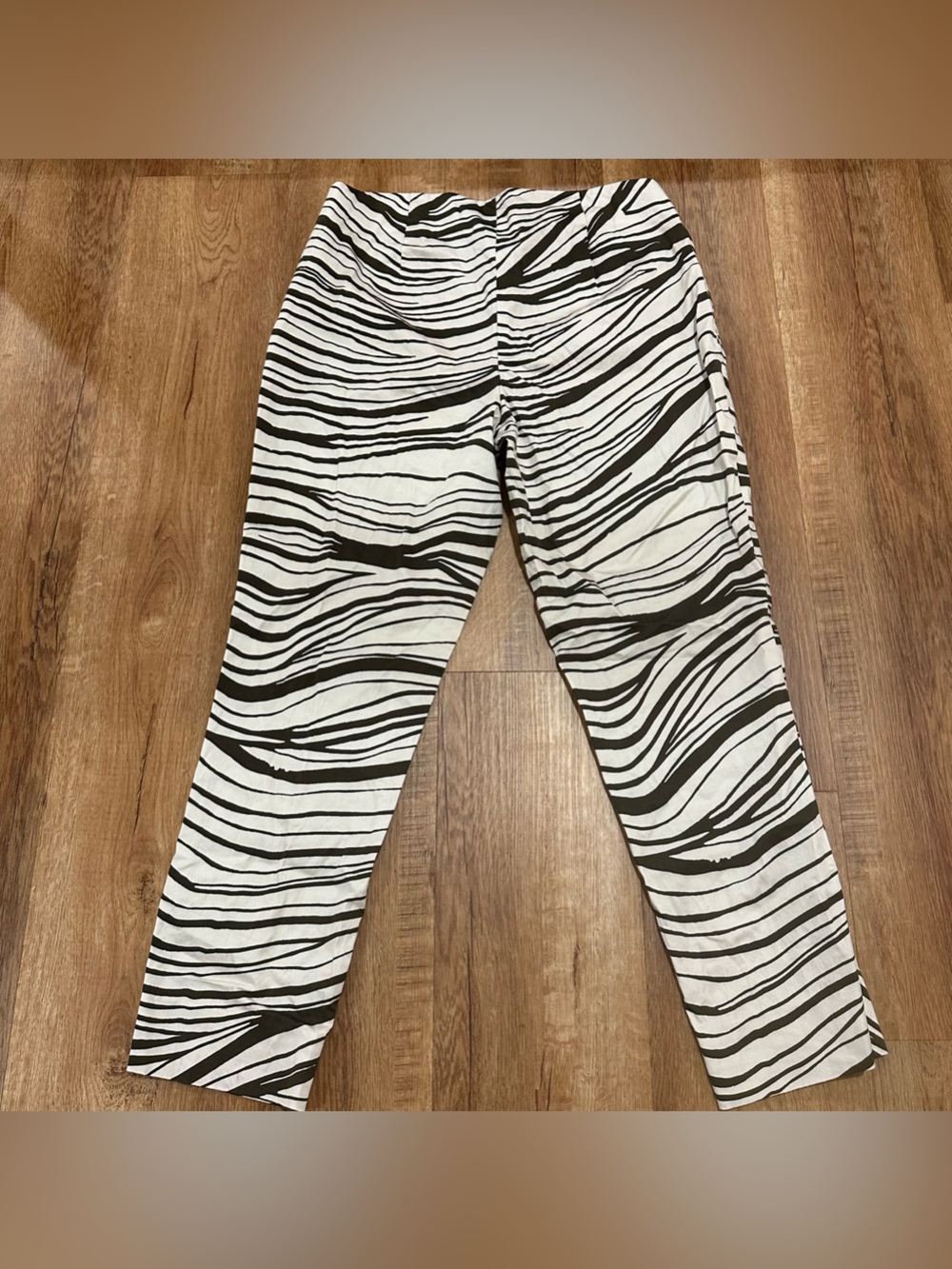 Lafayette 148 New York Black & White Zebra-Print Pants